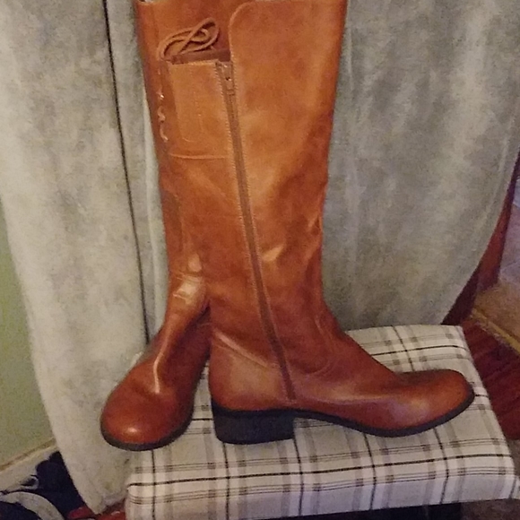Long women's boot - Picture 3 of 3